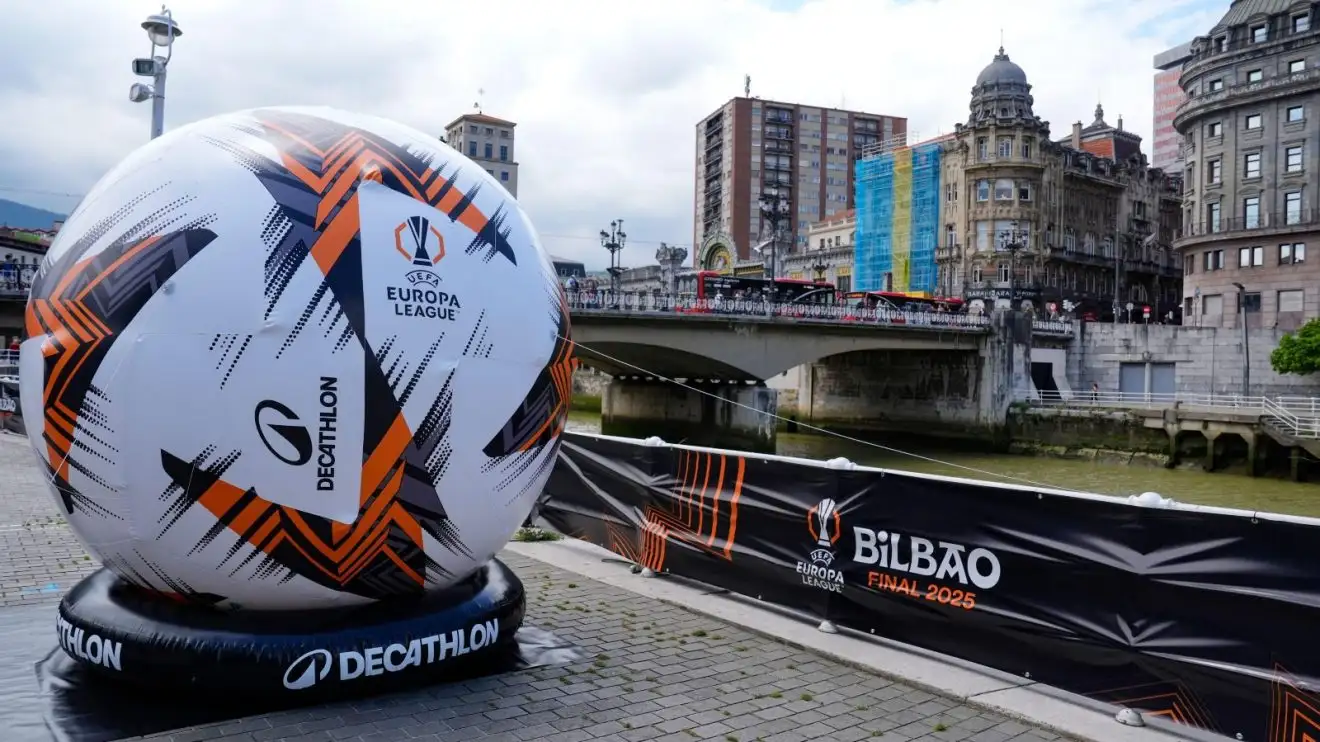 Man Utd risk 'relegation and even bankruptcy'! 1 Europa League final spheric