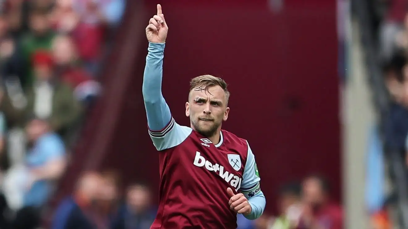 Jarrod Bowen speaks out on Tottenham rumours and his West Ham future 1 Jarrod Bowen addresses transmit speculation at West Ham