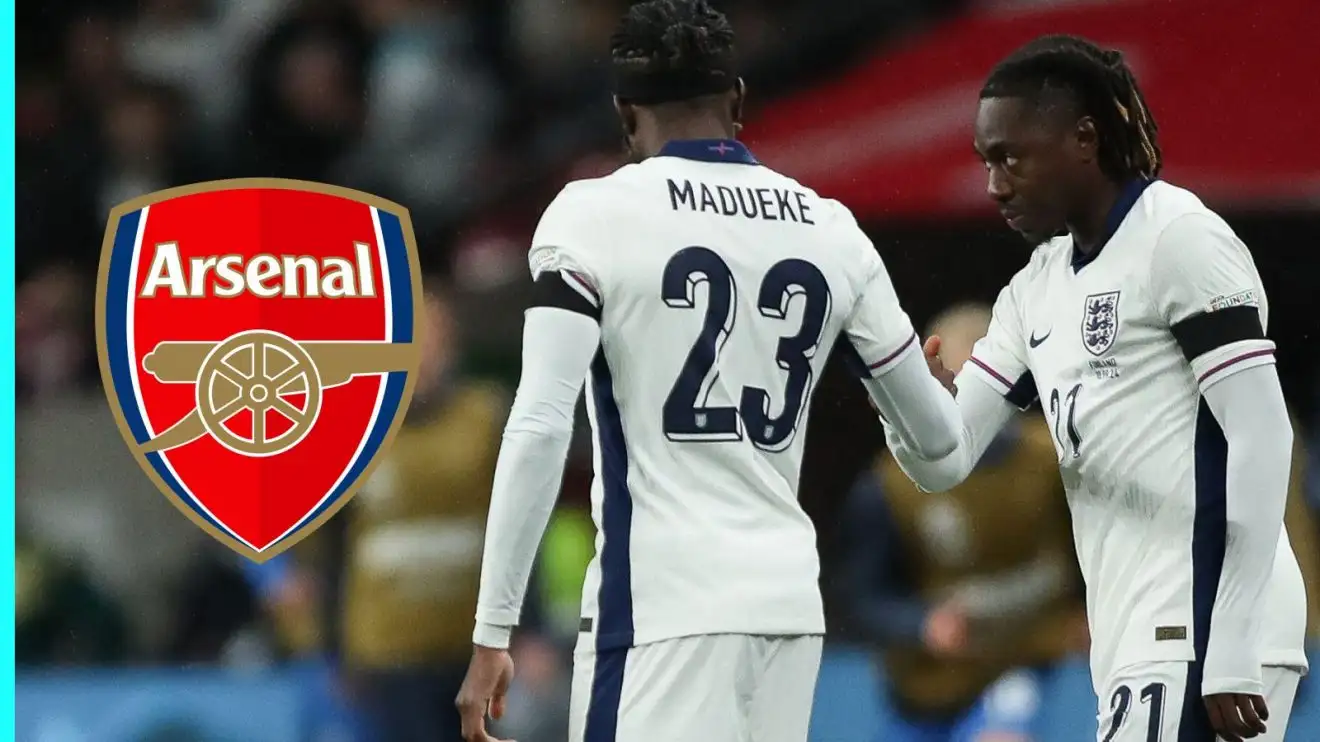 Arsenal ready Eze bid after transfer pitch to 'desperate' Crystal Palace star 1 Arsenal transmit targets Noni Madueke and Eberechi Eze smoothie mix hands
