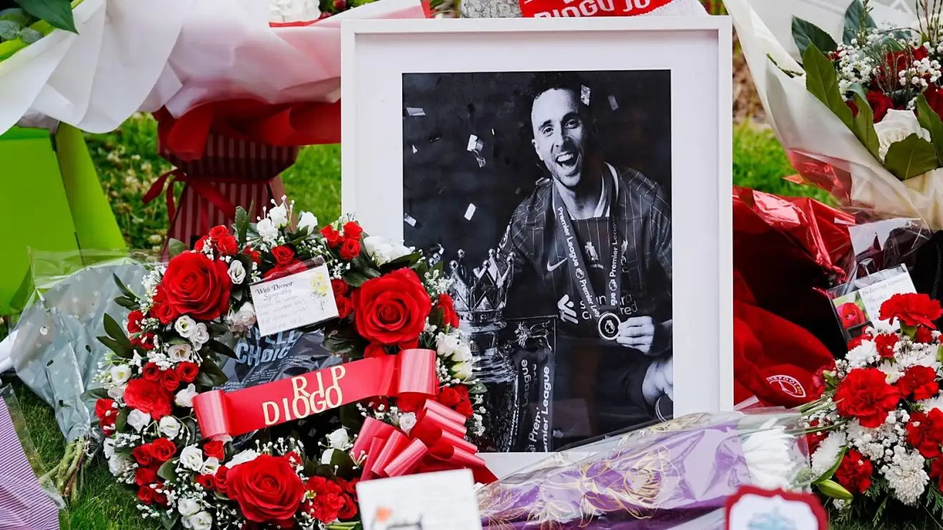 Jota's tragic death shows that football and the incredible characters within it matter - Football365 1 Homages are rendered to Liverpool forward Diogo Jota