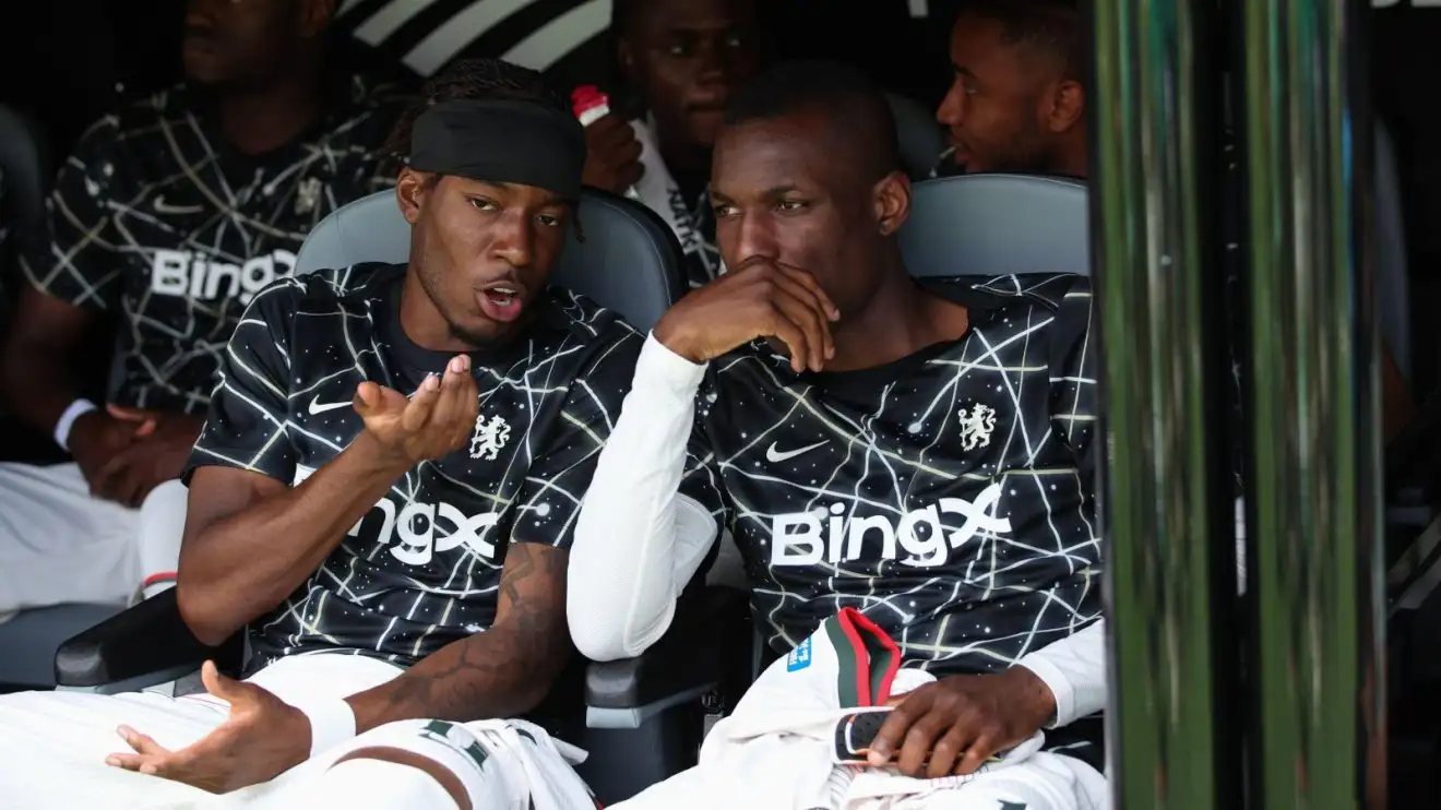 Arsenal deal for Eze in doubt as Gunners 'make contact' with Chelsea for Madueke 1 Chelsea duo Noni Madueke and Nicolas Jackson resting on the pew