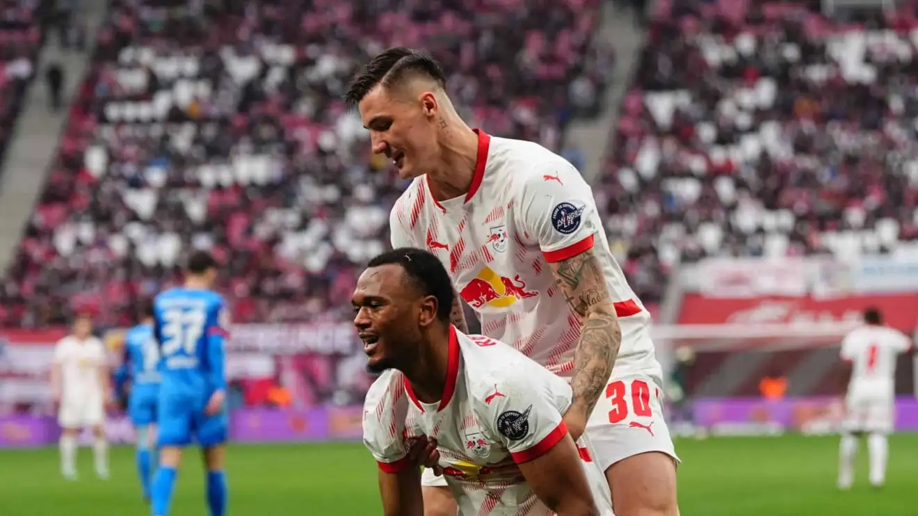 Newcastle tracking Euro club's striker duo as latest 'fears' revealed 1 Benjamin Sesko, Lois Openda, RB Leipzig