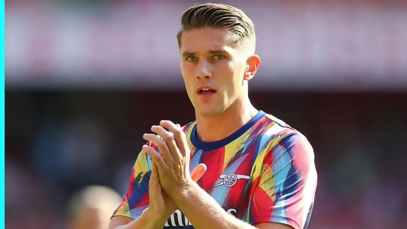 'Useless' Gyokeres signing blasted as huge 'concern' raised amid bleak comparison to Man Utd star 1 Viktor Gyokeres warming up up