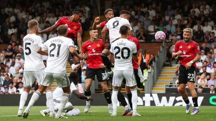 Leny Yoro put Manchester United in front against Fulham