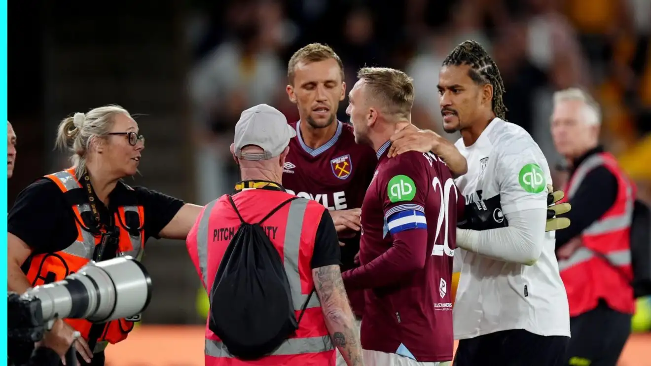 West Ham 'consider' Potter sack amid 'huge problem' as he issues response to Bowen clash 1 Jarrod Bowen clashing via West Pork visionaries