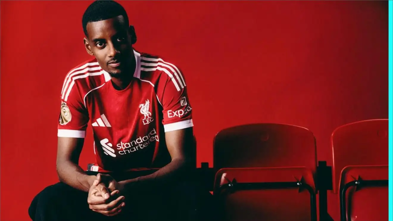 Isak 'leak was right' with Liverpool to 'pay extra' to Newcastle as record deal 'details' revealed 1 Alexander Isak in the Liverpool kit