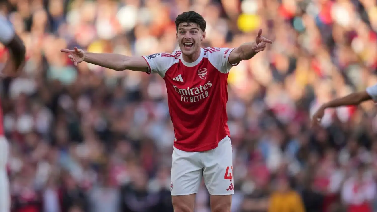 Arsenal £100m man 'needs to be dropped' 1 Declan Rice executes some superb alluding