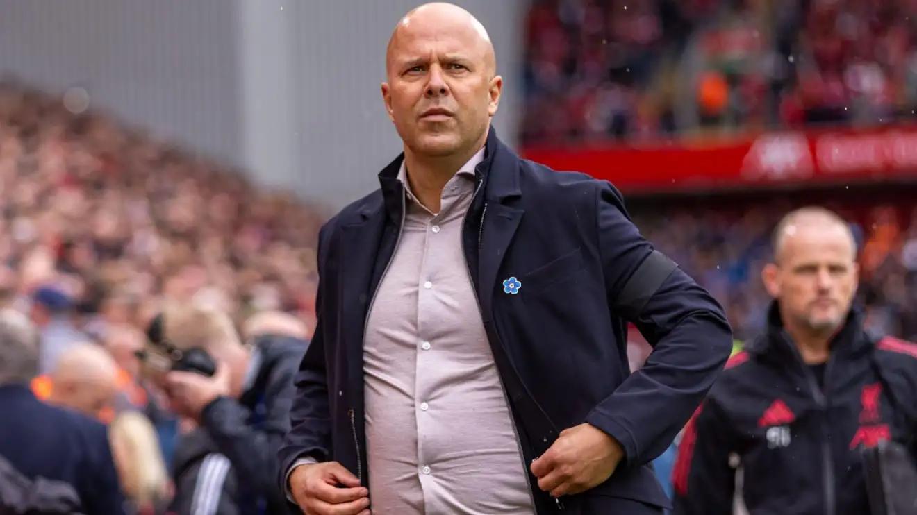 Slot slams Liverpool star 'of no use' for costing his side as teammate 'didn't know what he was doing' 1 Liverpool head consultant Arne Slot before a match