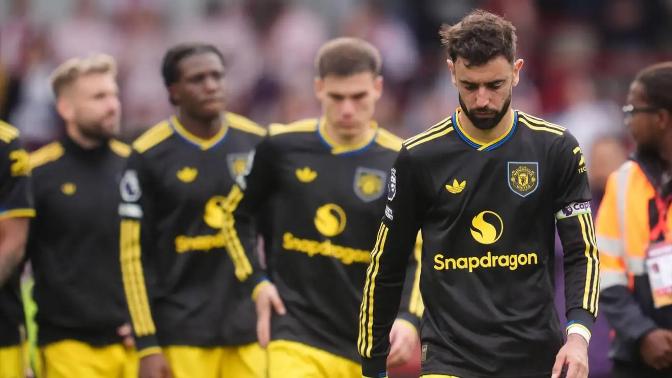 Man Utd insider laments 'excruciating' display, with VAR 'atrocious' and Fernandes 'poor' 1 Bruno Fernandes, Manchester United