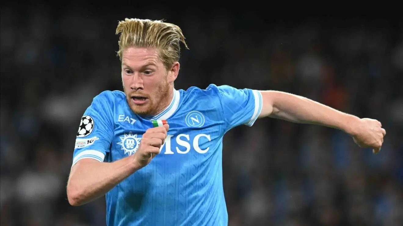 Man City legend Kevin de Bruyne questions £38m Man Utd transfer: 'It’s really important' 1 Kevin de Bruyne on Male Utd