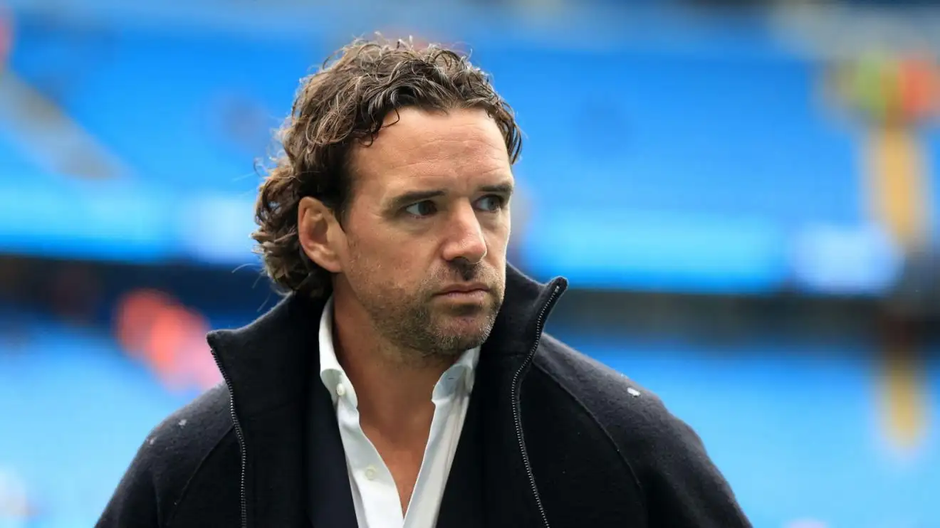 Hargreaves tells Arsenal star he's 'ridiculous' after the 'surgeon' cuts through Olympiacos 1 Owen Hargreaves on Collection
