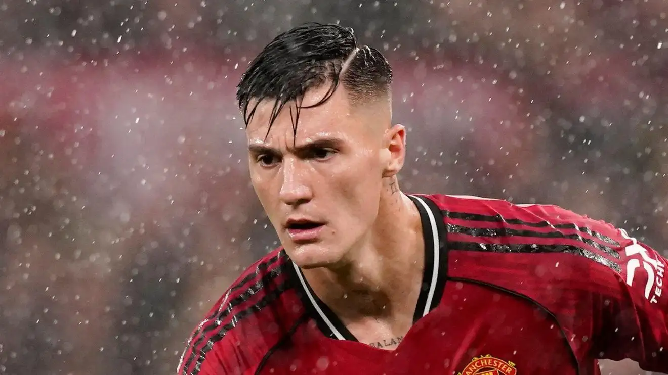 Hargreaves wants Man Utd boss Amorim to drop Sesko for 'proven Premier League player' 1 Male Utd striker Benjamin Sesko