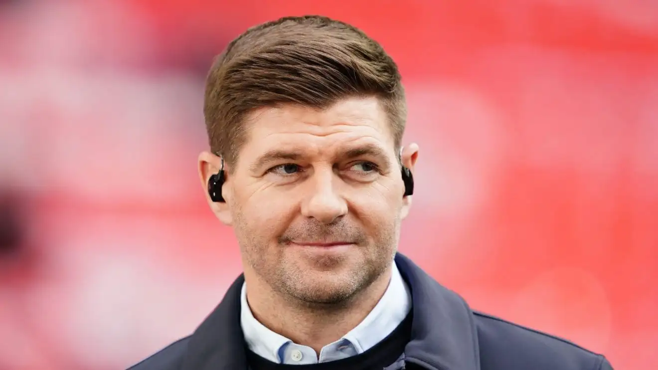 Gerrard reignites feud with former Liverpool team-mate as Reds got signing 'badly wrong' 1 Liverpool legend Steven Gerrard