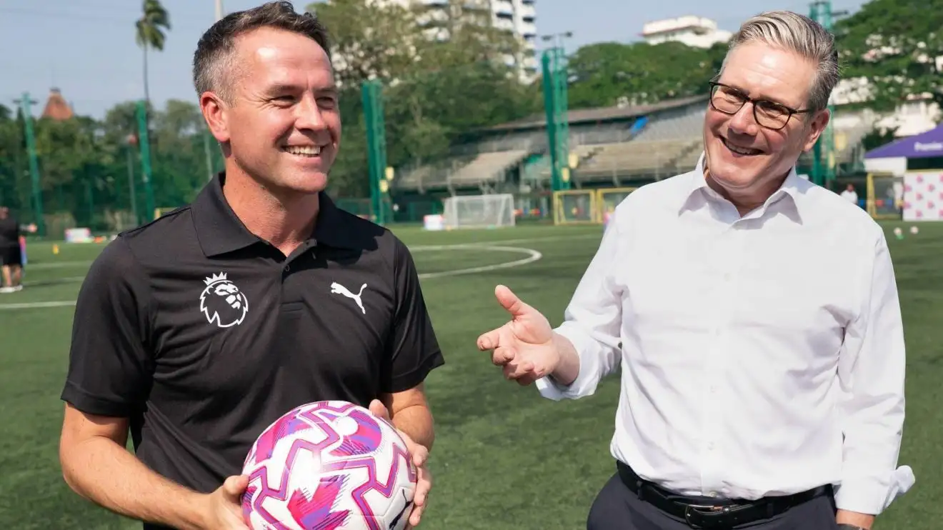 Ex-Man Utd striker Owen claims Neville, Rooney 'embarrassing' for Amorim criticism 1 Prime Priest Sir Keir Starmer (correct) with former England footballer Michael Owen