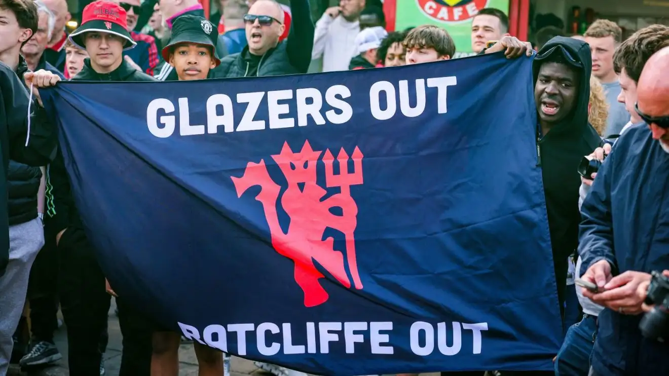 Man Utd fans with a banner