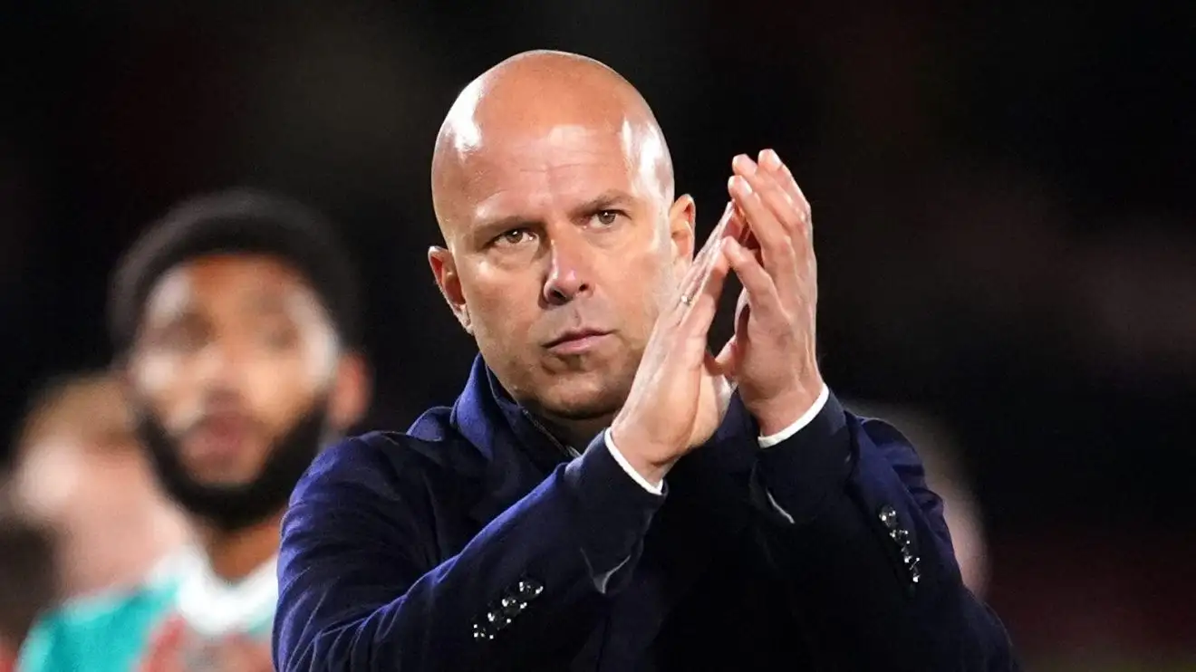 'SLOT NEEDS TO GO!!!' and more Liverpool opinions 1 Arne Port under discomfort