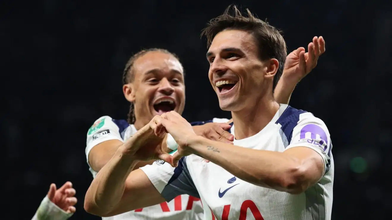 Man Utd urged to sign 'complete' Tottenham star as he 'fits into United's DNA' for two key reasons 1 Tottenham Palhinha Simons Guy Utd