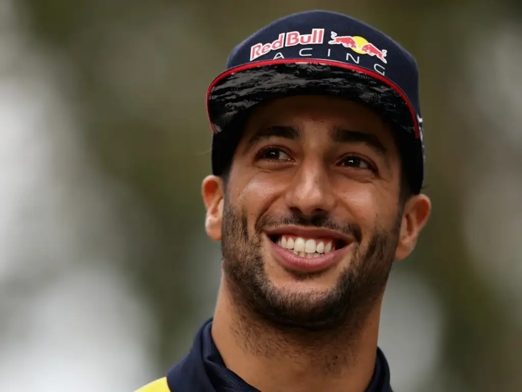 Ricciardo: Middle finger was 'heat of the moment' | PlanetF1 : PlanetF1