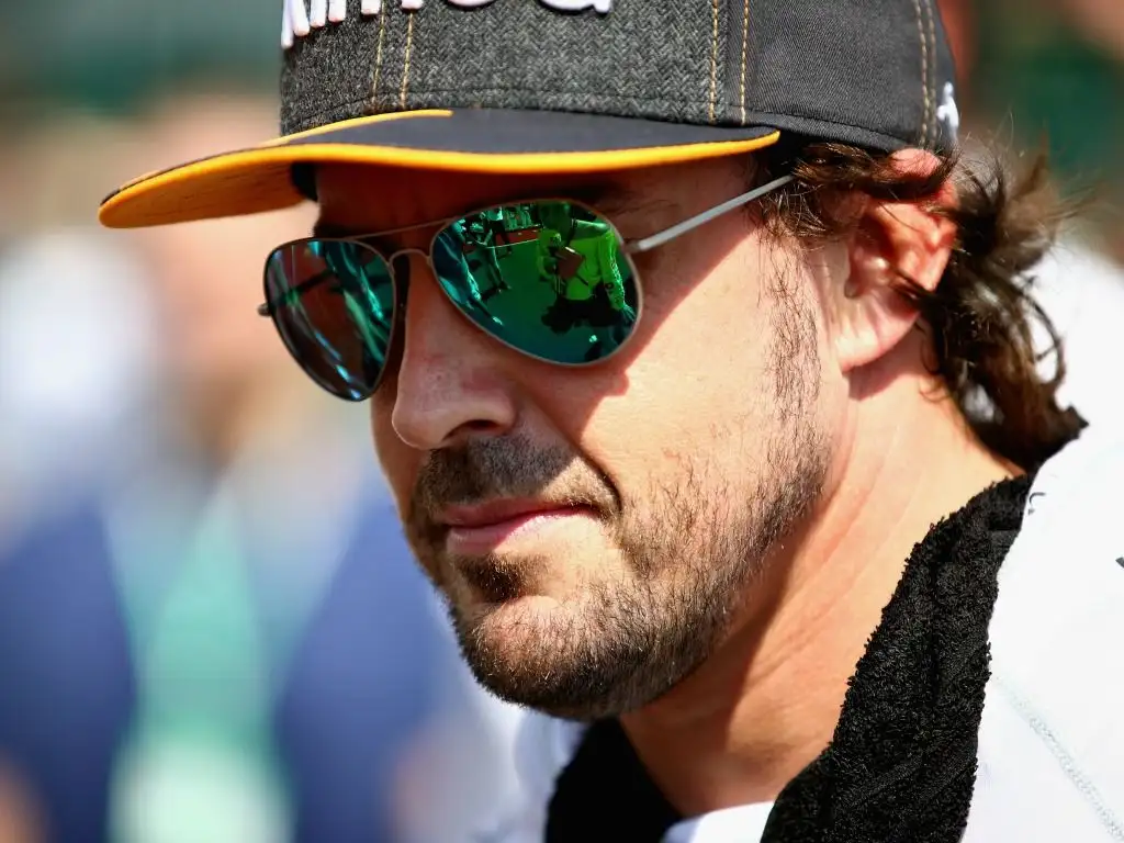 Fernando Alonso: Hails McLaren pit crew