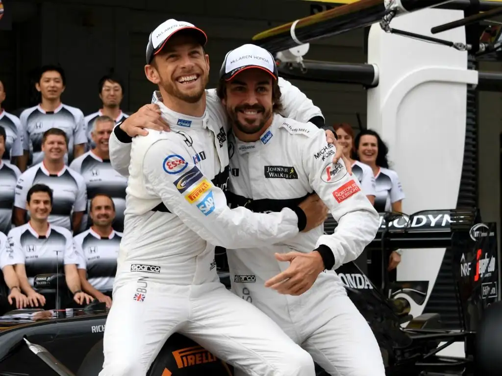 Button wins world championship in Brazil - results