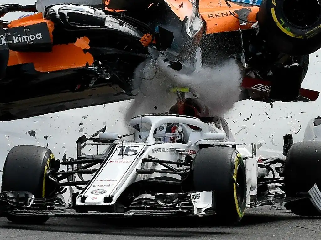 Fernando Alonso crash