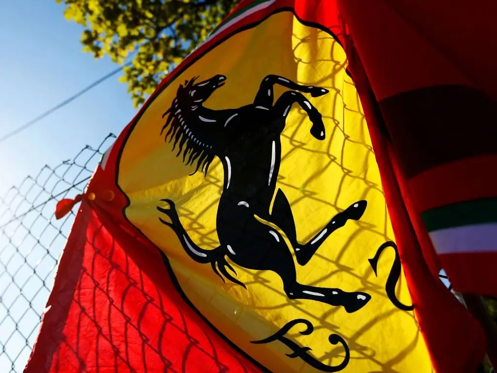 Ferrari: New livery unveiled