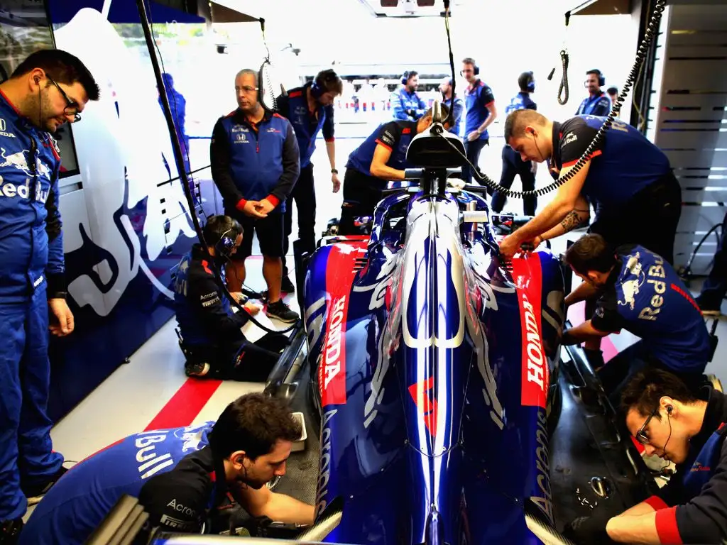 Toro Rosso passes mandatory FIA crash tests