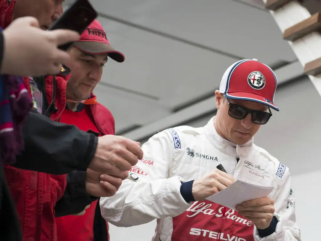 Kimi Raikkonen: Gatecrash the podium?