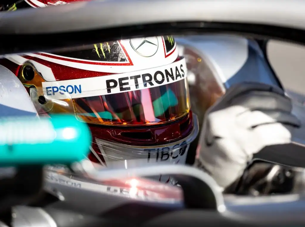 Lewis Hamilton: Mercedes must not go over edge