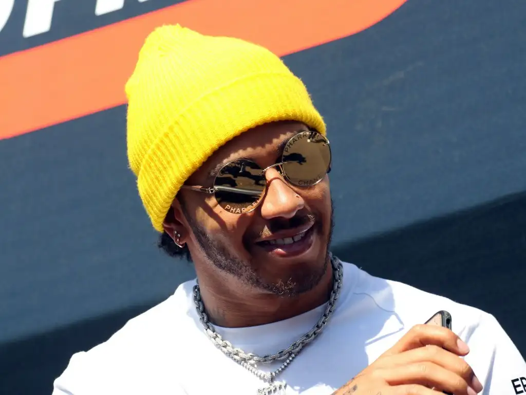 Lewis Hamilton: Selfless act in Baku