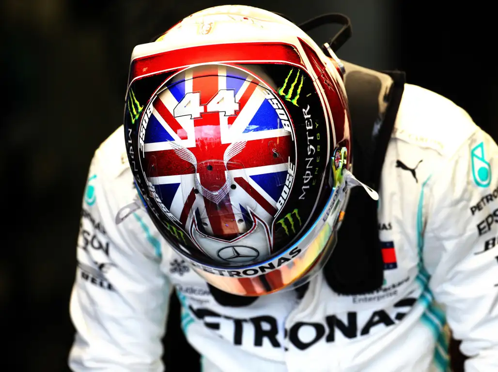 Lewis-Hamilton-British-flag-helmet-PA