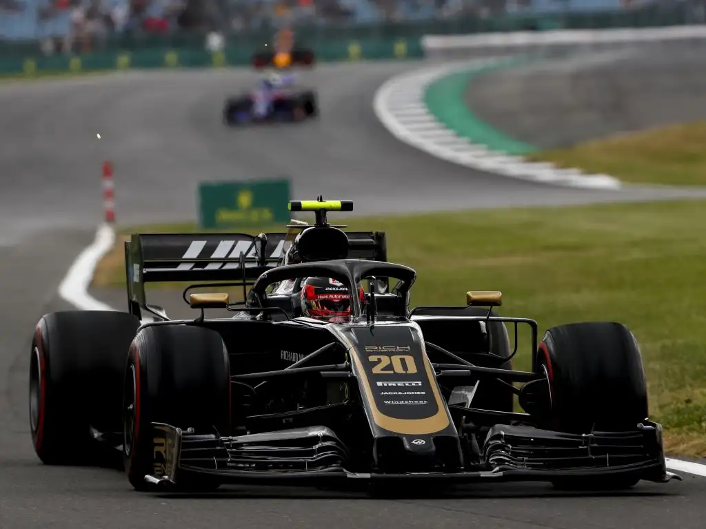 Kevin Magnussen believes Haas do things that "shouldn't be possible" in qualy, but wants that in the race.