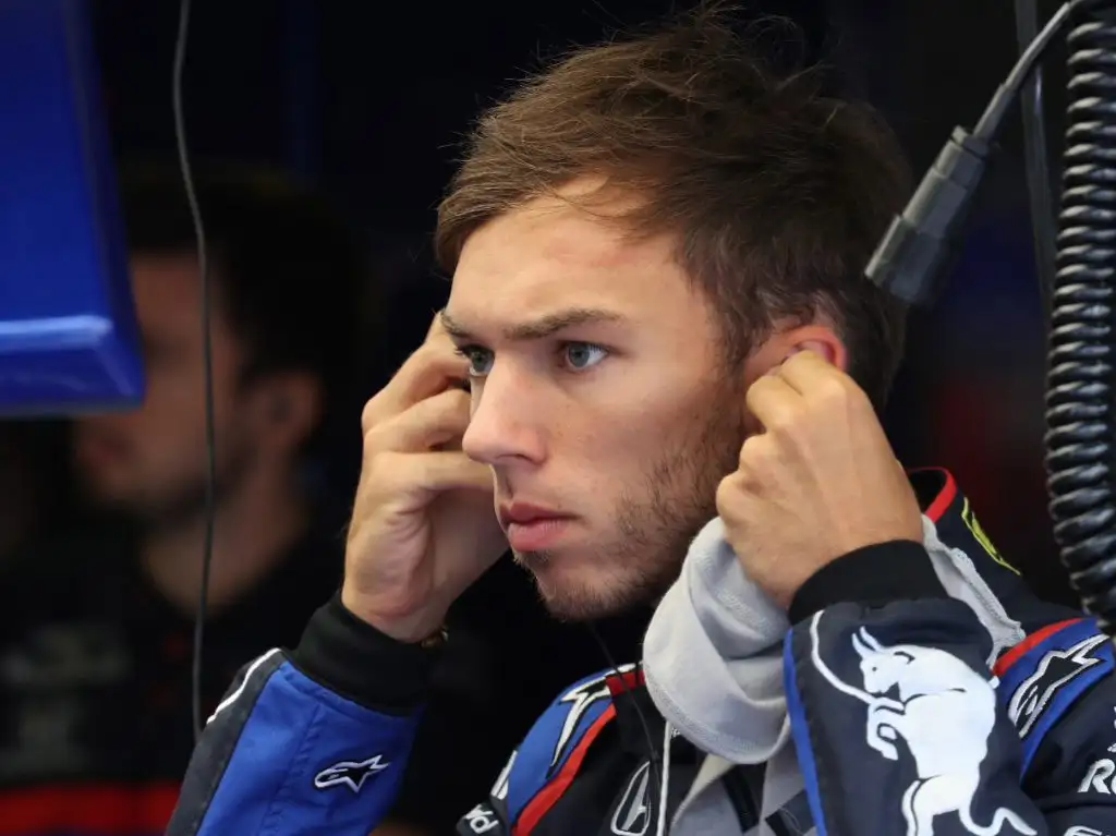 Pierre Gasly determined to keep Carlos Sainz at bay