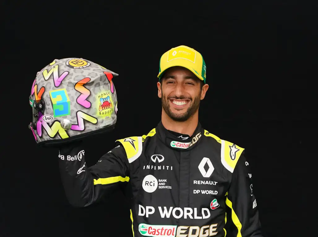 daniel ricciardo football helmet Autographed Red Bull Racing Silver Authentic Mini Beckett BAS QR #BR45034 : Collectibles & Fine Art Daniel Ricciardo Signed 1:1 Full