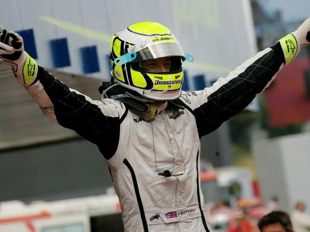 Jenson Button wins 2009 Spanish Grand Prix.