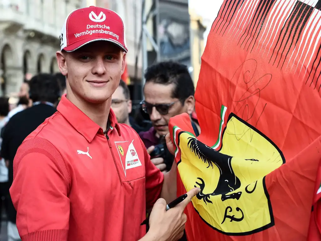 Mick Schumacher Ferrari flag pa