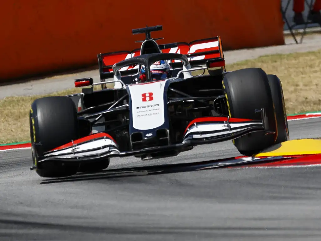 Haas Romain Grosjean kerb