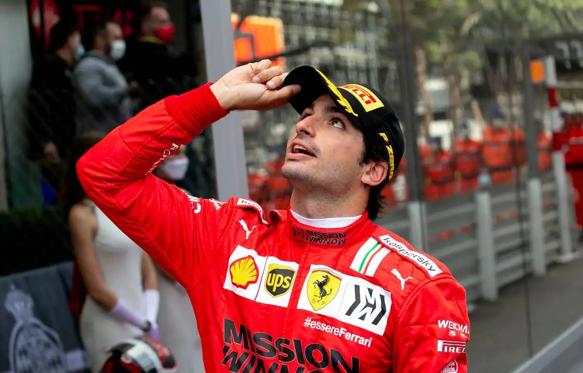 Carlos Sainz calls on Ferrari fans to 'be patient