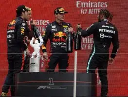 Rosberg criticises Hamilton’s defence as too ‘soft’