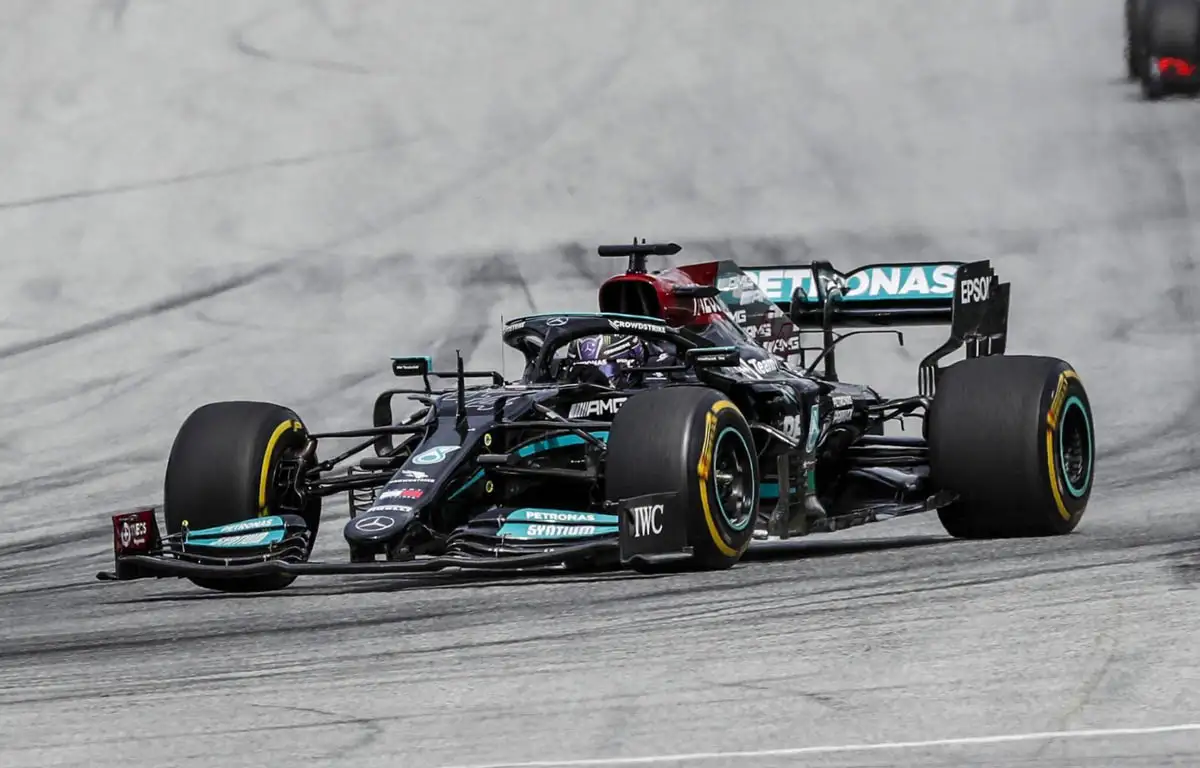 Hamilton dominates in France on a dull day for F1