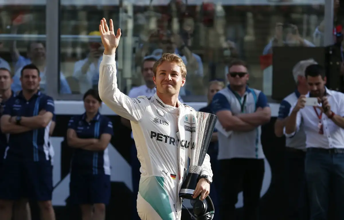 Nico Rosberg waving. Abu Dhabi November 2016