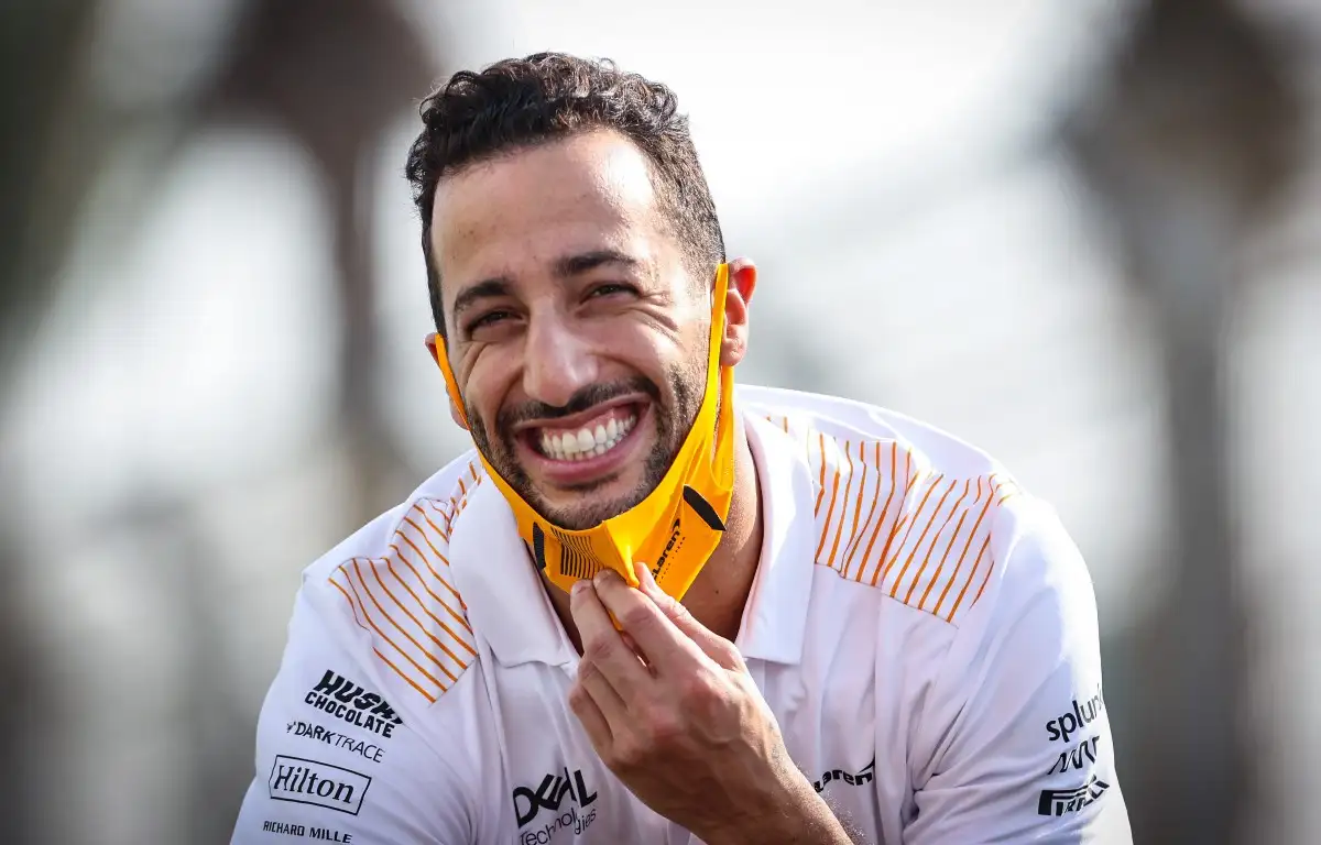Daniel Ricciardo smiling to the camera. Saudi Arabia, December 2021.