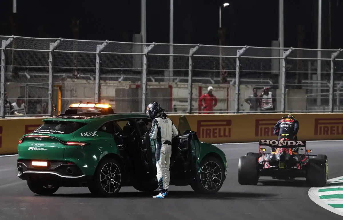 George Russell gets into the medical car in Saudi Arabia. Jeddah December 2021.