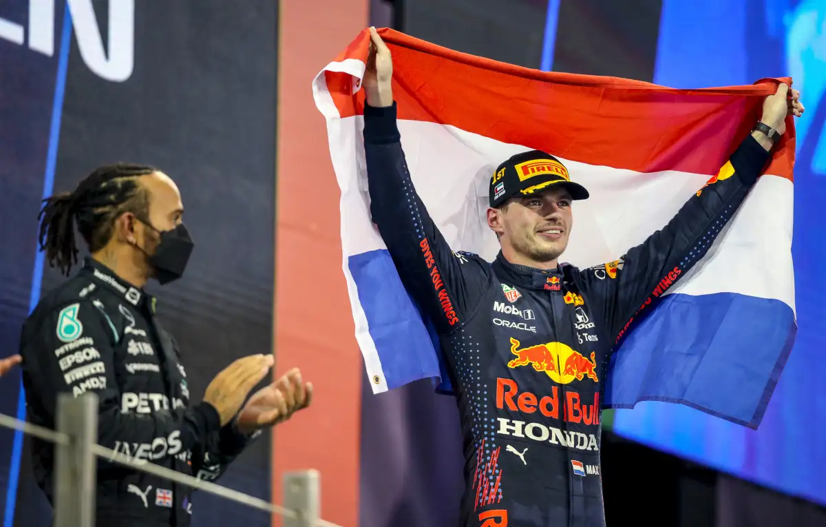 Lewis Hamilton applauds Max Verstappen. Abu Dhabi December 2021
