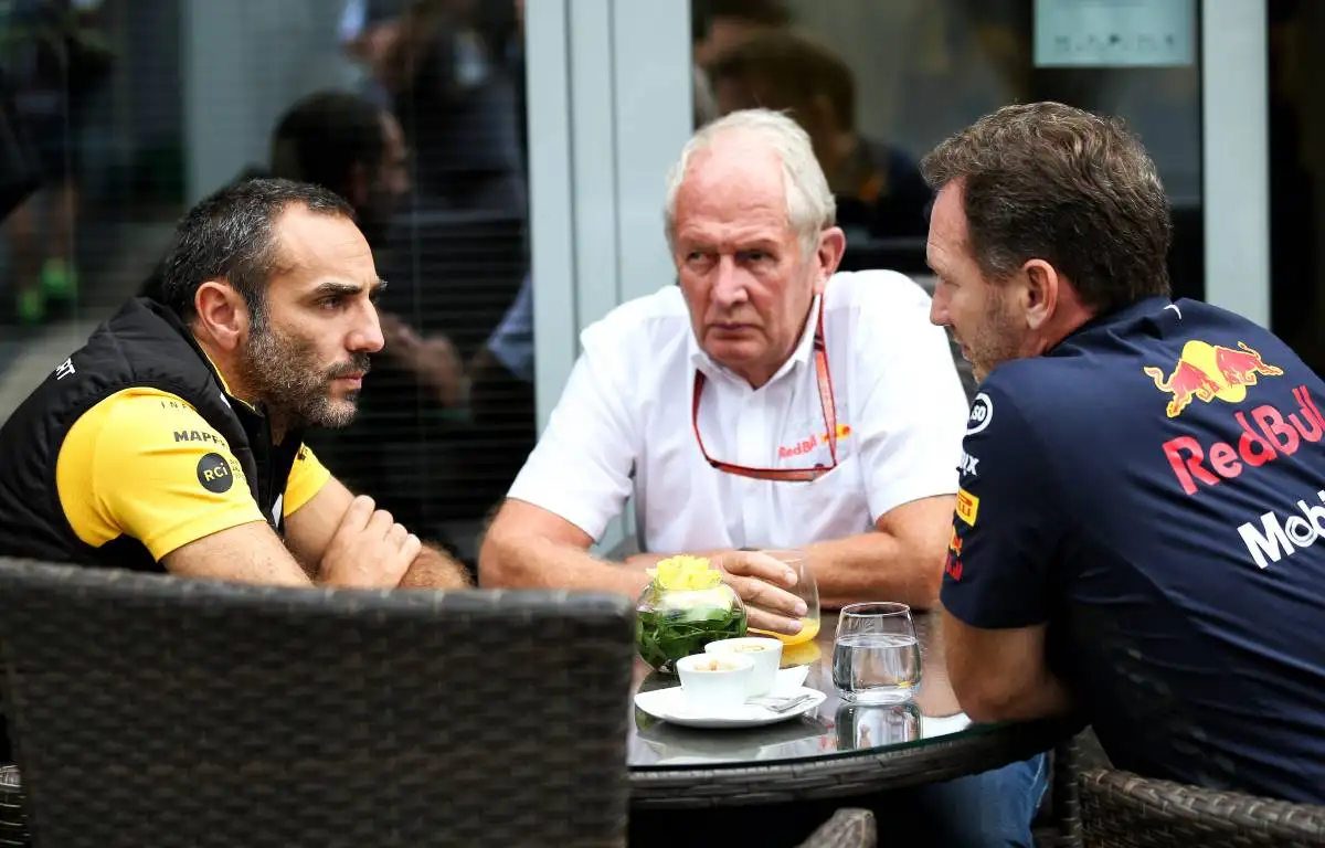 Cyril Abiteboul, Helmut Marko and Christian Horner sitting around a table. Sochi September 2018.