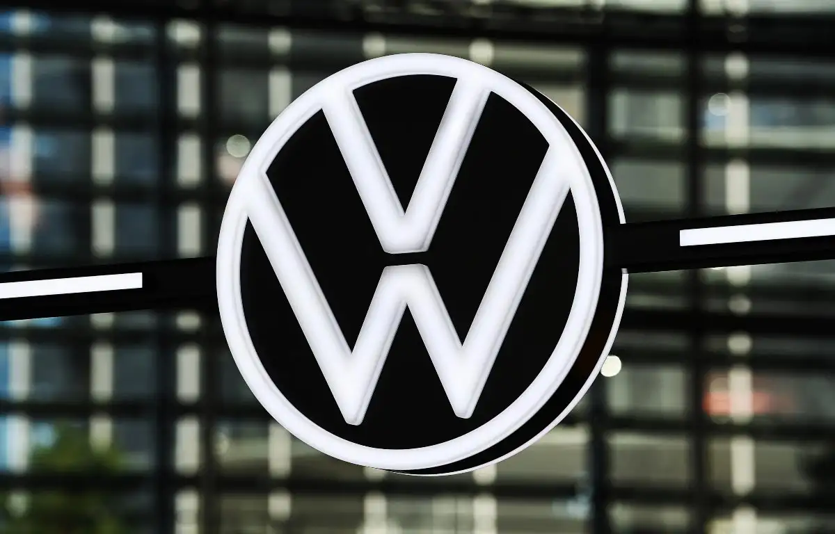 A picture of the Volkswagen logo.