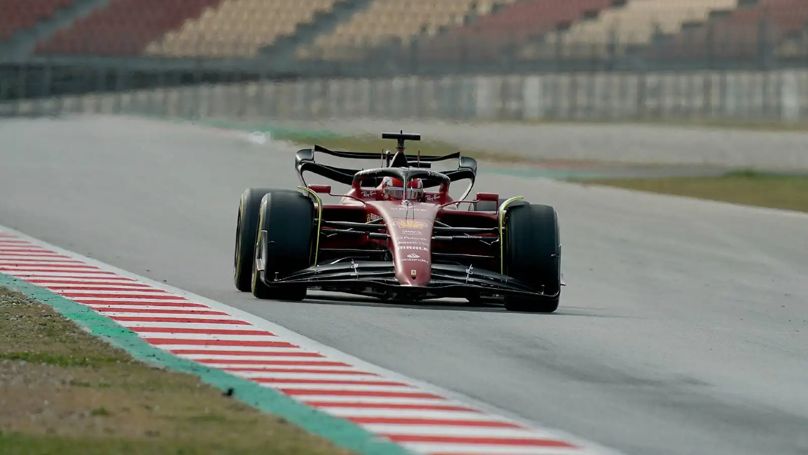 Charles Leclerc, Ferrari, with the DRS flap open. Barcelona February 2022.
