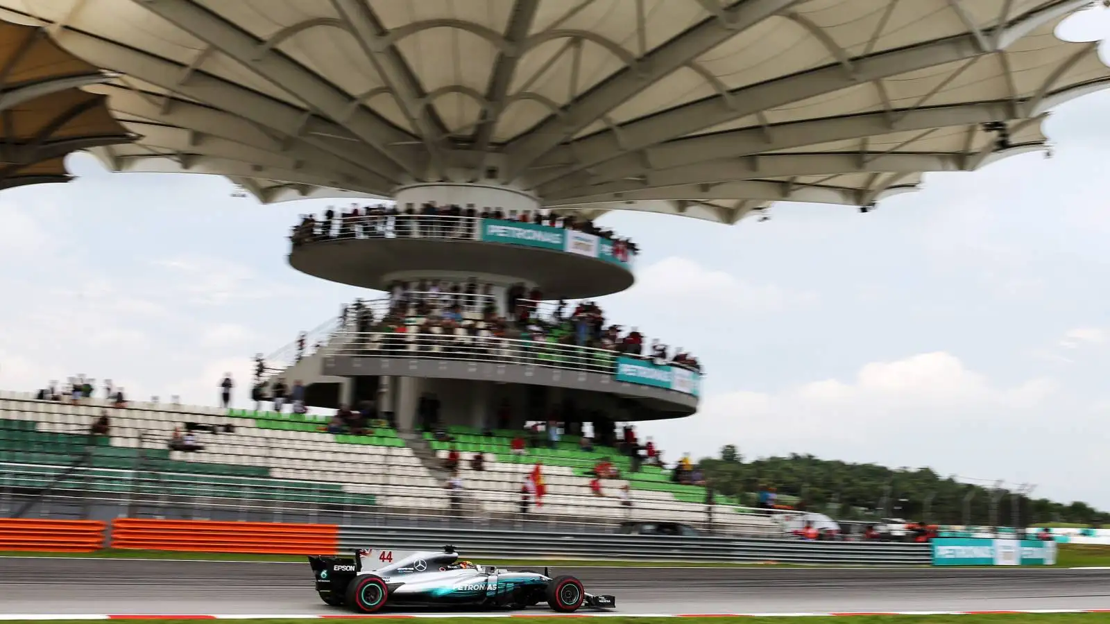 Bahrain to pay ‘large part’ of Malaysia F1 race costs as host role explained