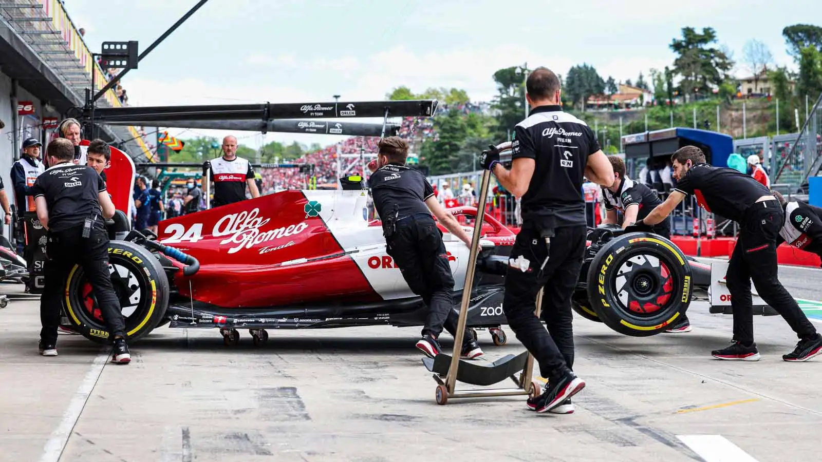 Zhou Guanyu is taken into his garage. Imola April 2022.