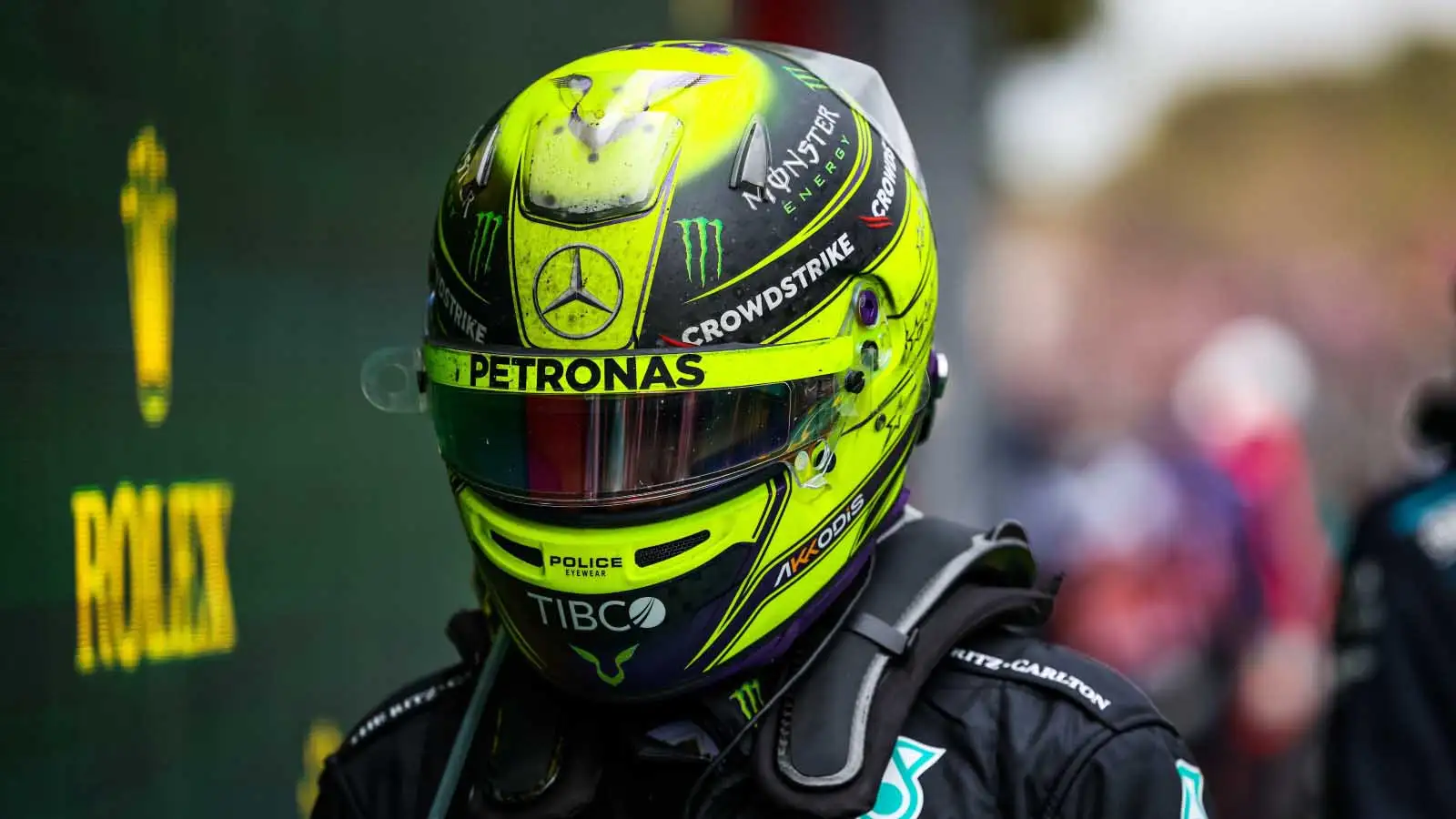 Lewis Hamilton keeps his helmet on. Imola April 2022.